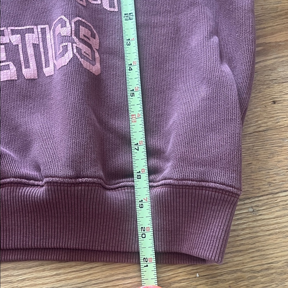 American Eagle Lived-In Pink Sweatshirt NWOT XXS, but check measurements - Picture 3 of 5